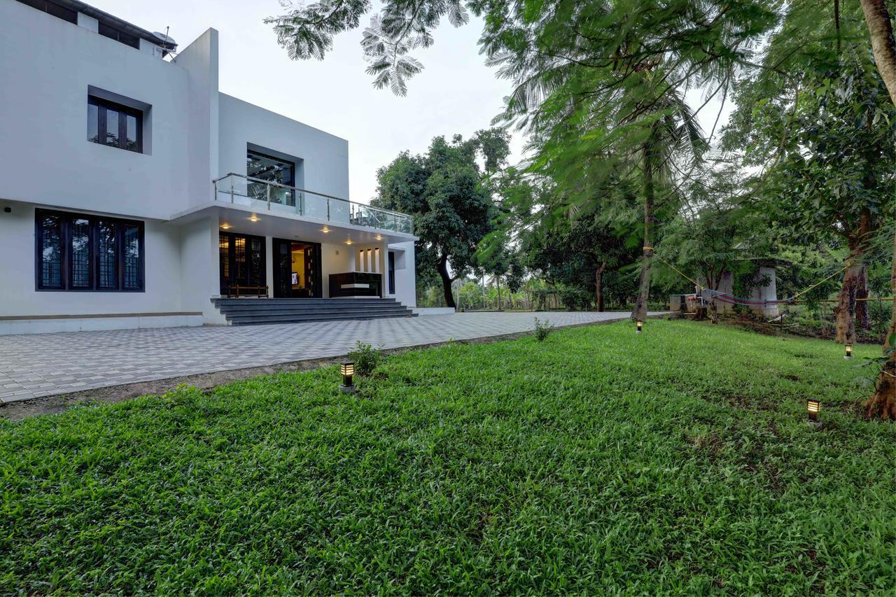 นาธิโยราม ริเวอร์ รีทรีต Bed & Breakfast Kochi ภายนอก รูปภาพ