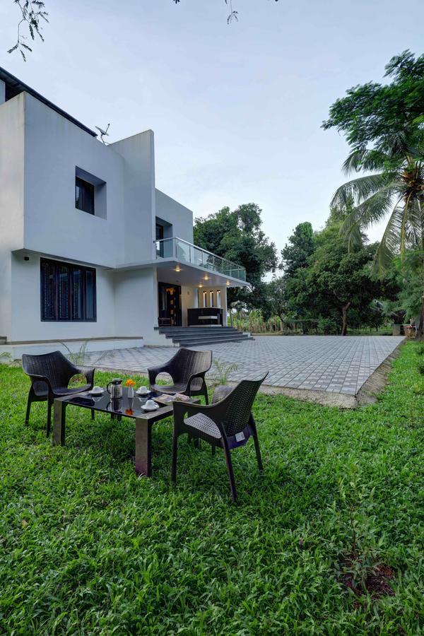 นาธิโยราม ริเวอร์ รีทรีต Bed & Breakfast Kochi ภายนอก รูปภาพ